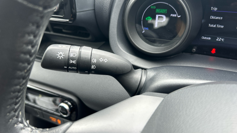 Toyota Yaris 1.5 Hybrid Design 5dr CVT Hybrid Hatchback